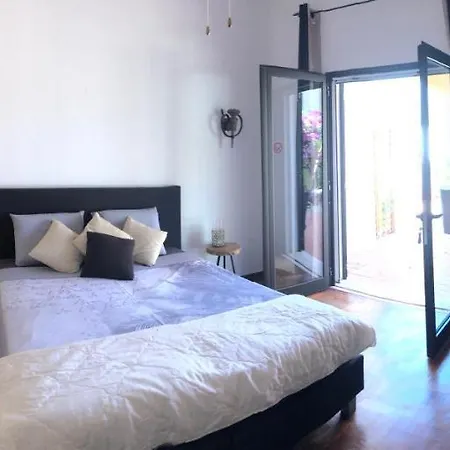 Bed & Breakfast Quinta Amendoeiras